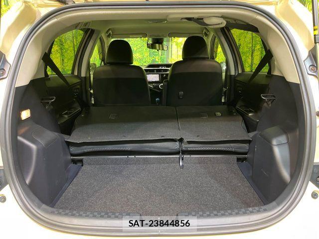 Toyota AQUA 2018-07 8523486-9