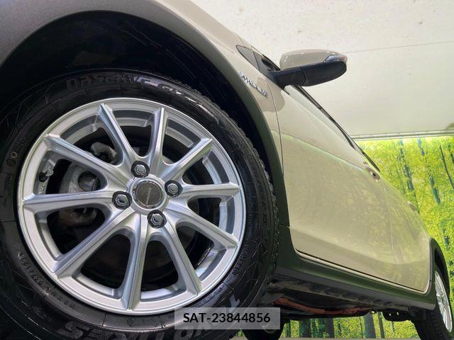 Toyota AQUA 2018-07 8523486-12