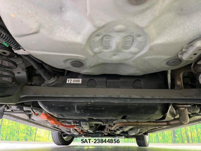 Toyota AQUA 2018-07 8523486-18