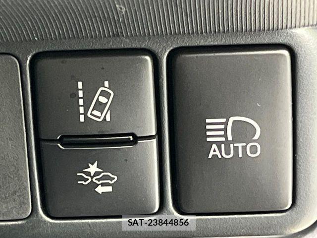 Toyota AQUA 2018-07 8523486-5