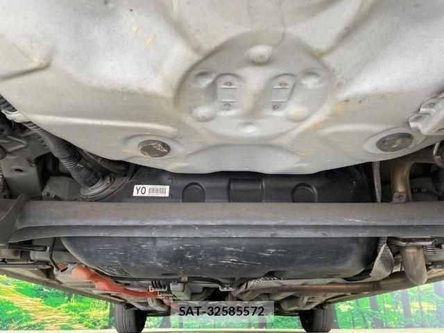 Toyota AQUA 2015-05 8523534-18