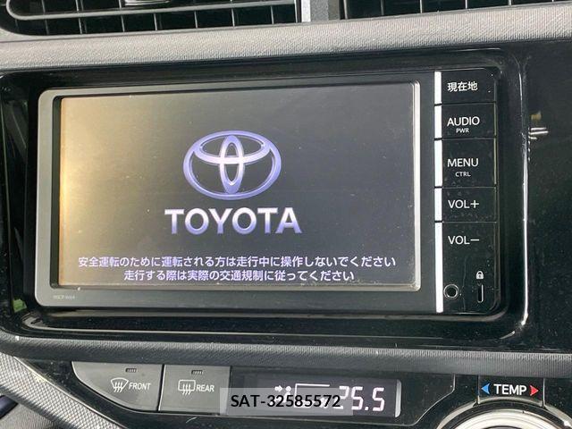 Toyota AQUA 2015-05 8523534-2