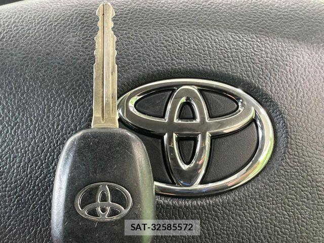 Toyota AQUA 2015-05 8523534-5