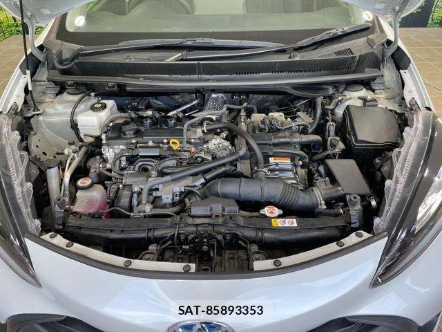 Toyota AQUA 2023-07 8561118-17
