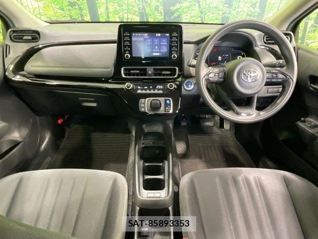 Toyota AQUA 2023-07 8561118-1