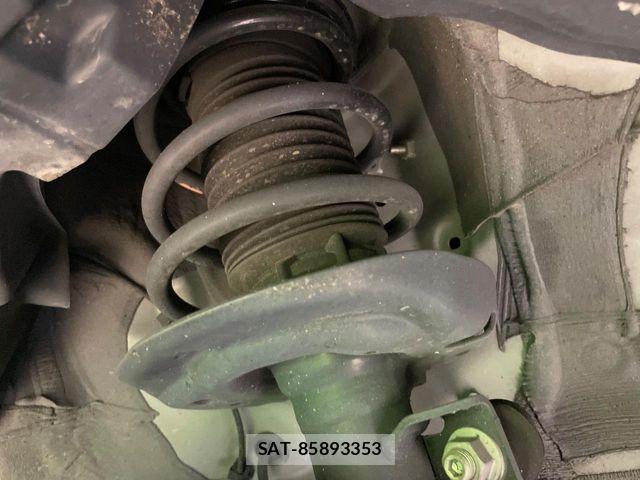 Toyota AQUA 2023-07 8561118-19