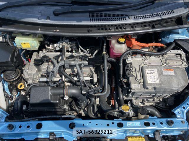 Toyota AQUA 2014-07 8561147-9