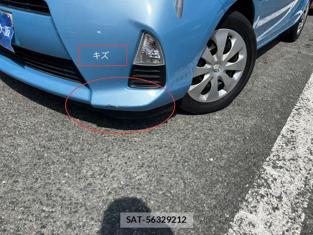 Toyota AQUA 2014-07 8561147-11