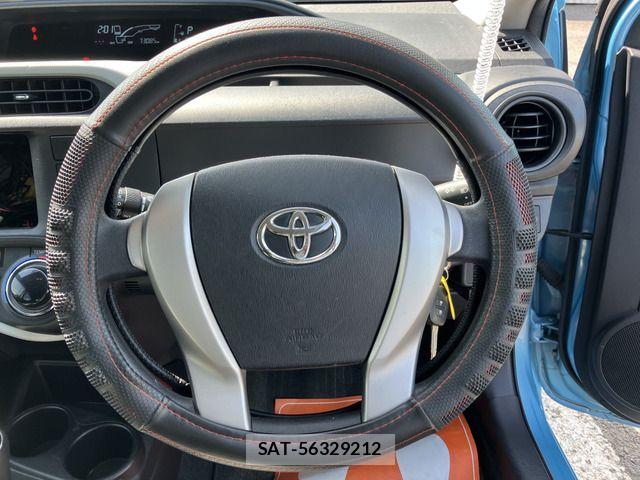 Toyota AQUA 2014-07 8561147-6