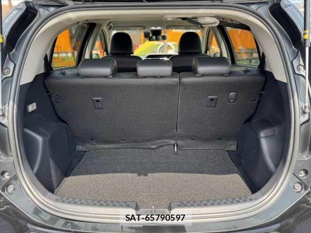 Toyota AQUA 2017-12 8561120-19