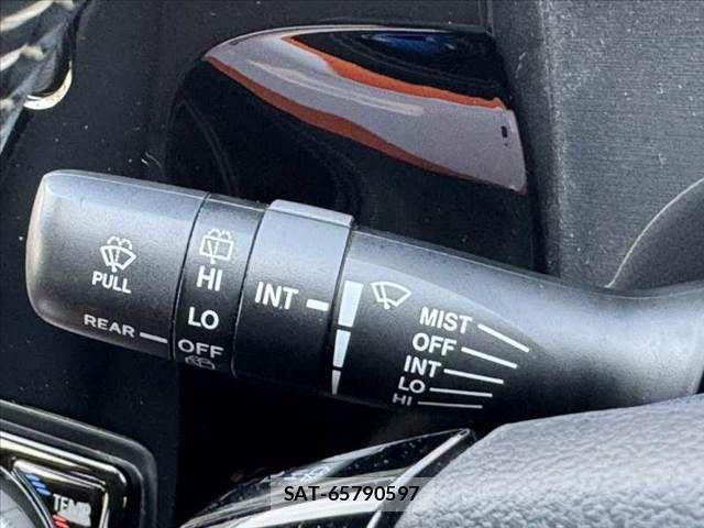 Toyota AQUA 2017-12 8561120-25