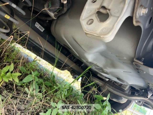 Toyota AQUA 2013-09 8561142-16