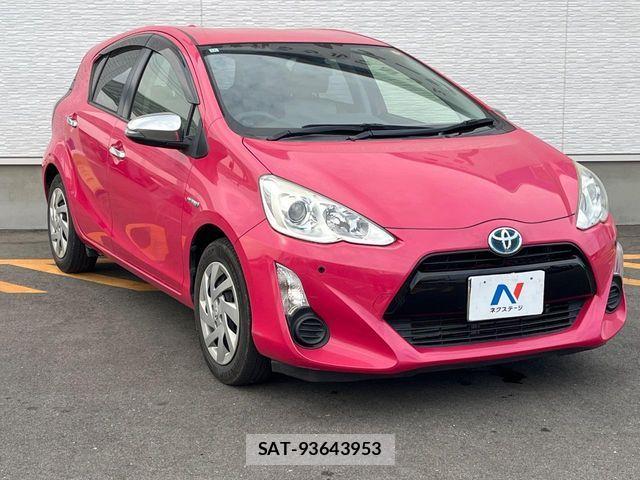 Toyota AQUA 2014-12 8561139-15