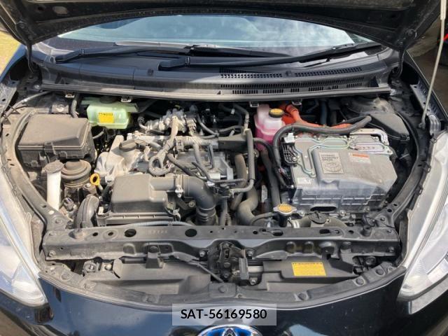 Toyota AQUA 2015-03 8561137-9