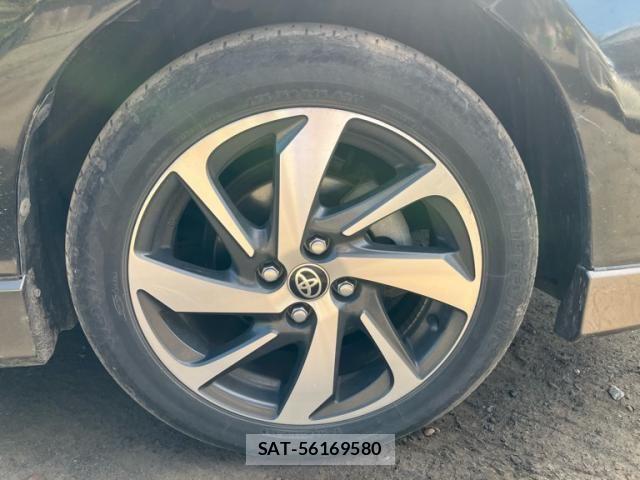 Toyota AQUA 2015-03 8561137-7