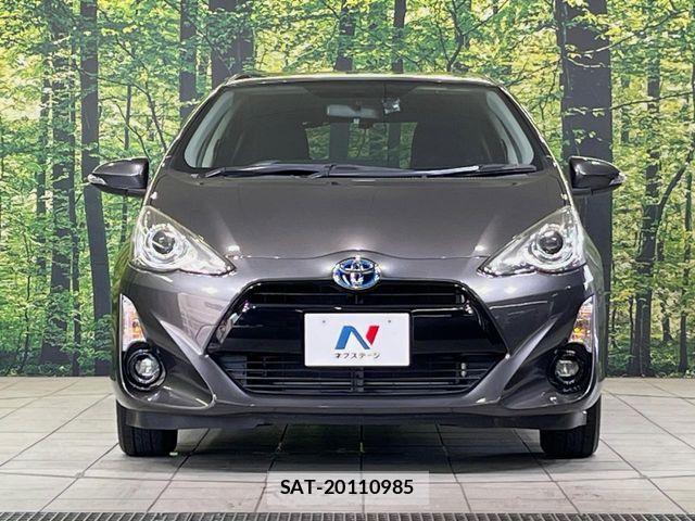 Toyota AQUA 2015-09 8561132-13
