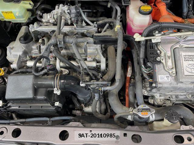 Toyota AQUA 2015-09 8561132-17