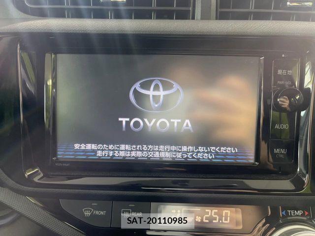 Toyota AQUA 2015-09 8561132-2