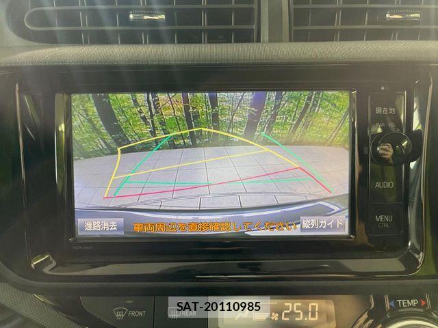 Toyota AQUA 2015-09 8561132-3