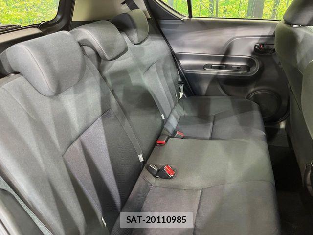 Toyota AQUA 2015-09 8561132-8