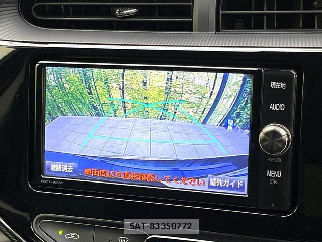 Toyota AQUA 2017-07 8561134-3