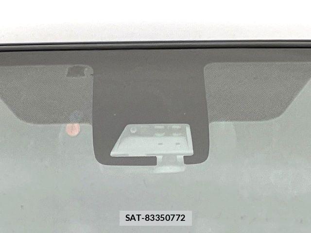 Toyota AQUA 2017-07 8561134-4