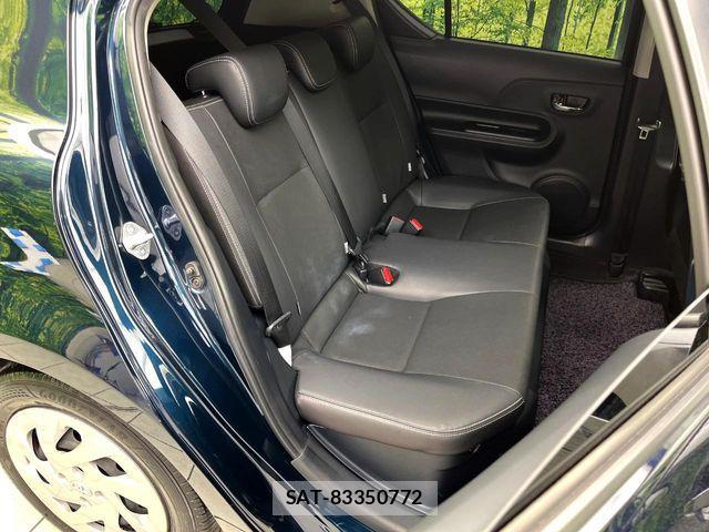 Toyota AQUA 2017-07 8561134-7
