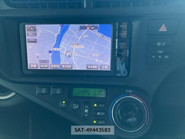 Toyota AQUA 2014-09 8561152-17