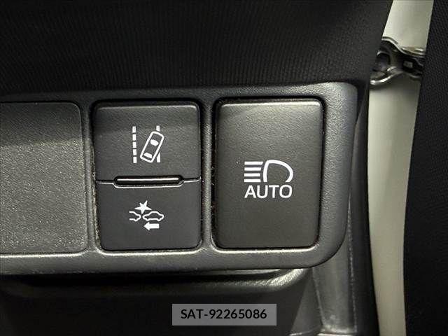 Toyota AQUA 2020-03 8561130-22