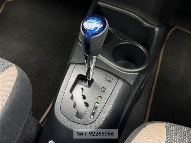 Toyota AQUA 2020-03 8561130-26