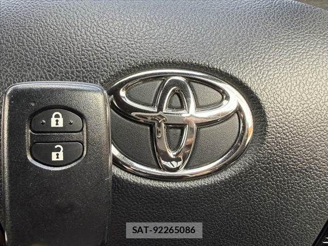 Toyota AQUA 2020-03 8561130-2