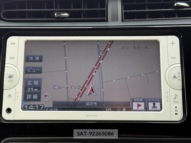 Toyota AQUA 2020-03 8561130-3