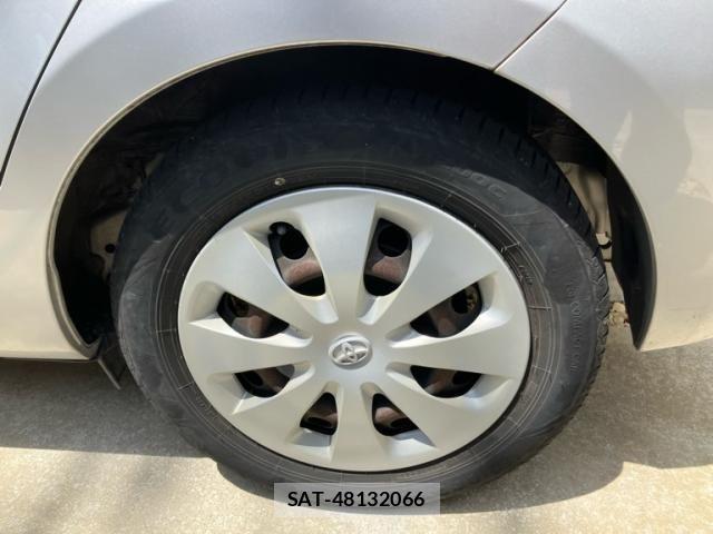 Toyota AQUA 2012-12 8561154-12