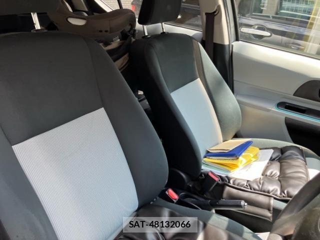 Toyota AQUA 2012-12 8561154-15