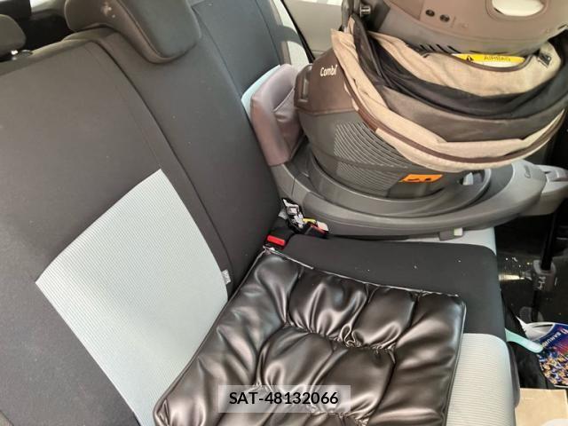 Toyota AQUA 2012-12 8561154-16