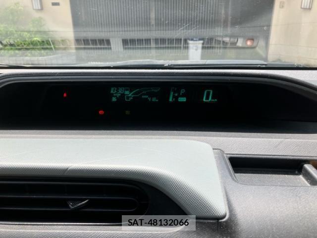 Toyota AQUA 2012-12 8561154-20