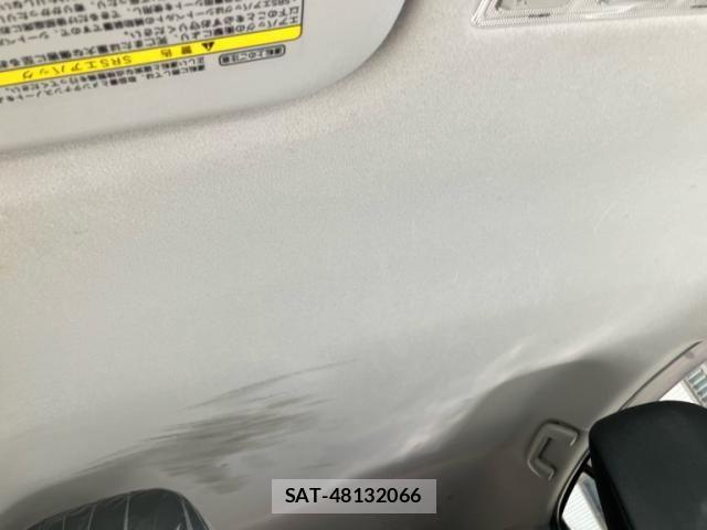 Toyota AQUA 2012-12 8561154-29