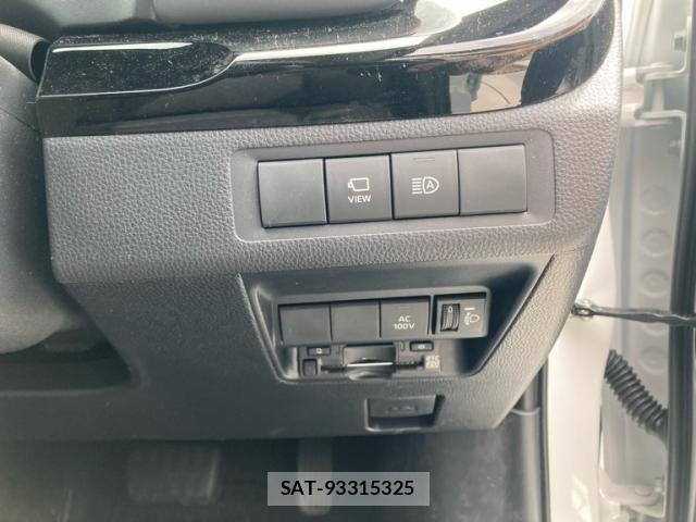 Toyota AQUA 2026-03 8561116-13