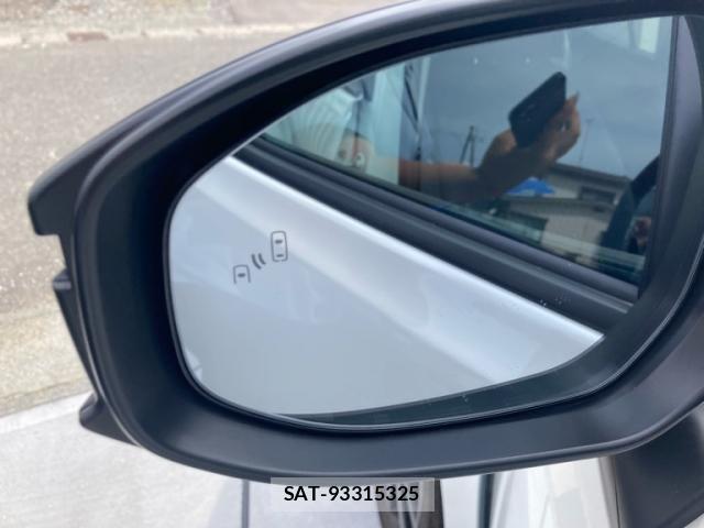 Toyota AQUA 2026-03 8561116-27