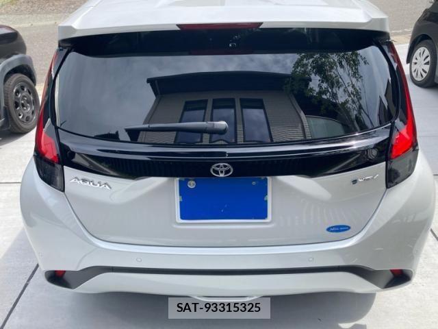 Toyota AQUA 2026-03 8561116-4