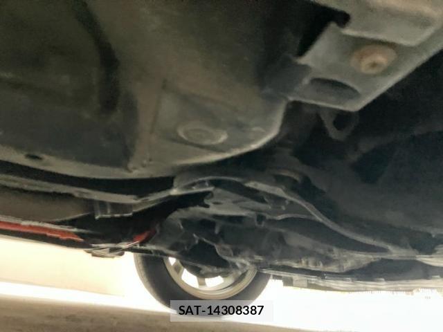 Toyota AQUA 2016-03 8561136-9