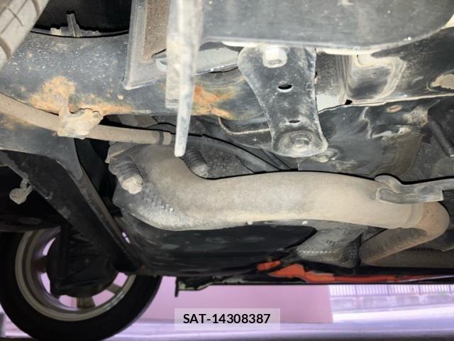 Toyota AQUA 2016-03 8561136-10