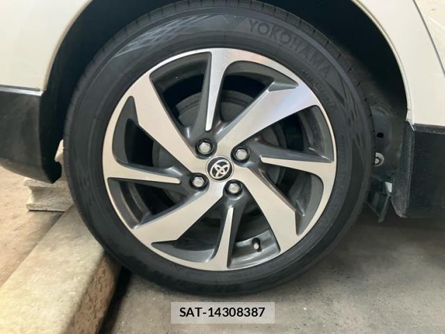 Toyota AQUA 2016-03 8561136-4