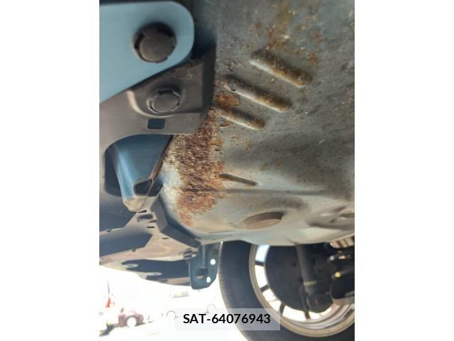Toyota AQUA 2013-09 8561161-13