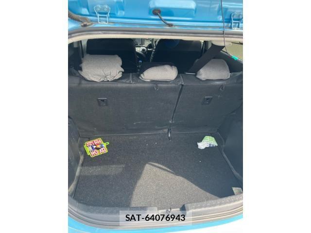Toyota AQUA 2013-09 8561161-14