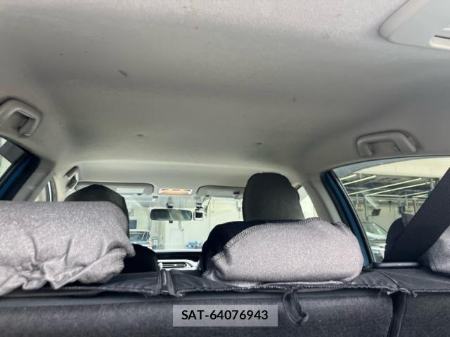 Toyota AQUA 2013-09 8561161-15
