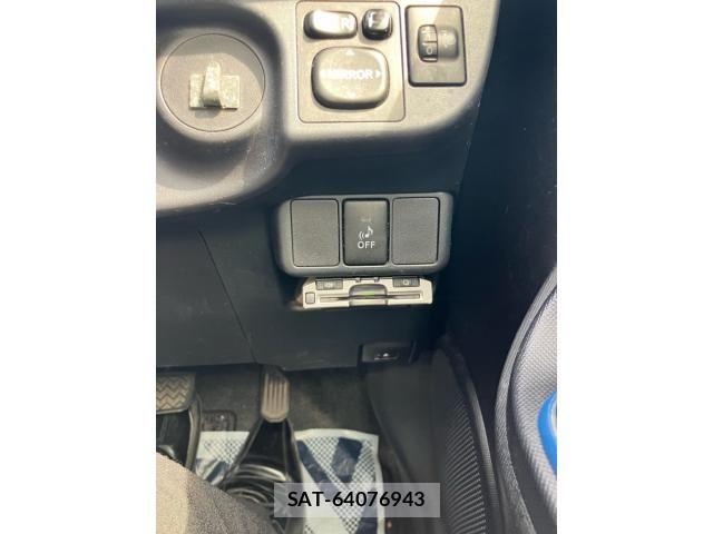 Toyota AQUA 2013-09 8561161-27