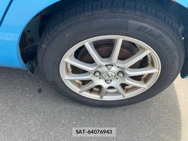 Toyota AQUA 2013-09 8561161-4