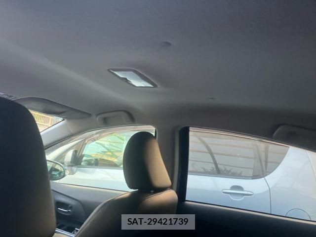 Toyota AQUA 2015-09 8561133-10