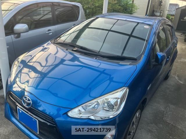 Toyota AQUA 2015-09 8561133-1